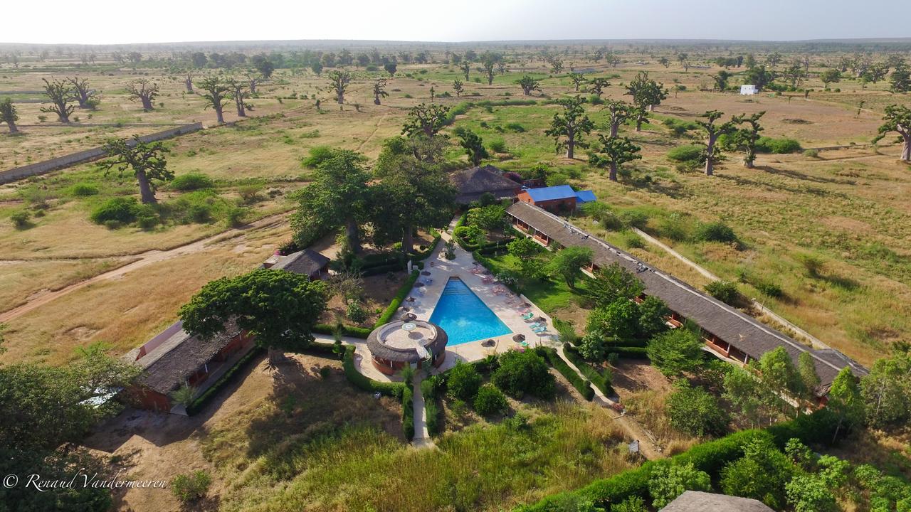 Baobab Soleil Hotel Sindia Ngoại thất bức ảnh